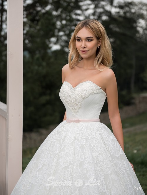 https://www.sposa-lia.com/images/stories/virtuemart/product/248       (2).jpg